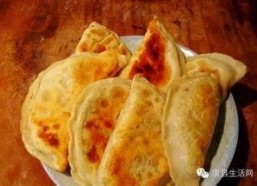 陇南康县网红二饼吃瓜,揭秘当地美食与风土人情